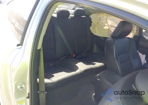 2011 Honda Accord 3.5 Ex-L from USA, damaged, VIN 1HGCS2B85BA003237